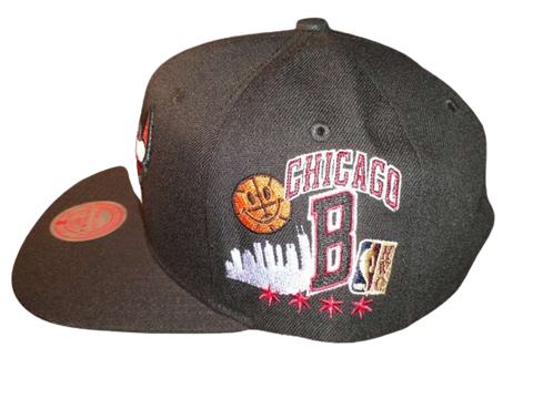 Chicago Bulls Mitchell & Ness Snapback - Graffiti Side