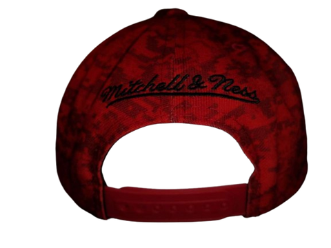 Chicago Bulls Mitchell & Ness Snapback - Red Camo