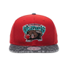 Vancouver Grizzlies Mitchell & Ness Snapback - Dark Red & Denim