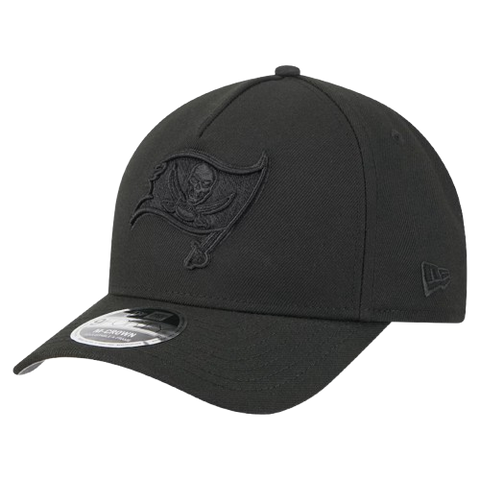 Tampa Bay Buccaneers M-Crown 9FORTY Adjustable One Size Hat - Black on Black